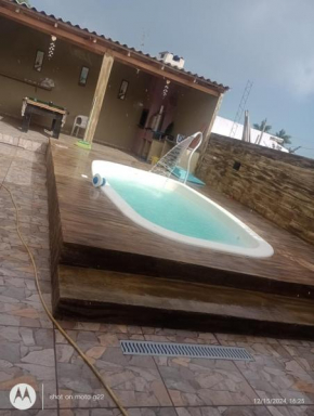 Casa com piscina guaratuba